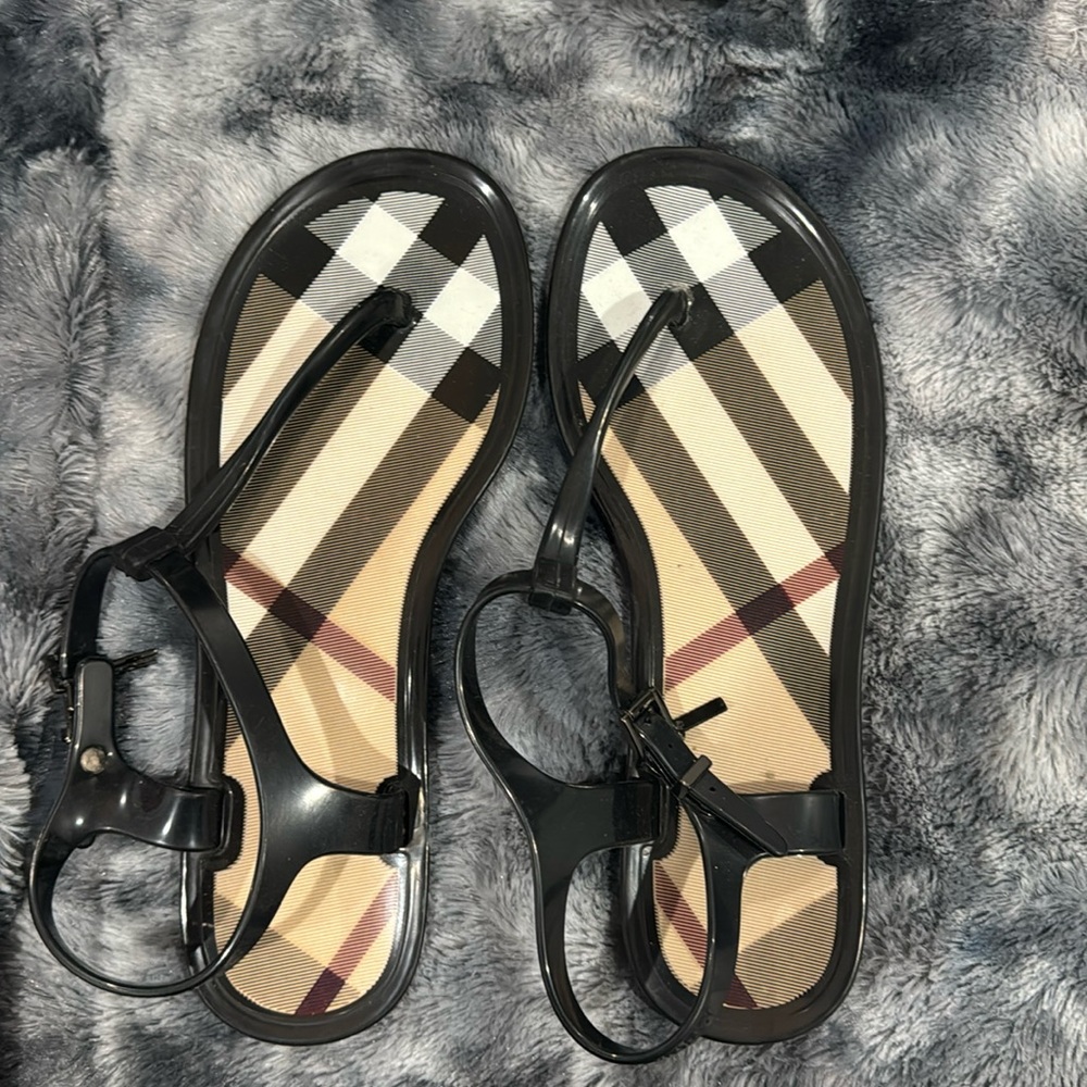 Burberry sandals